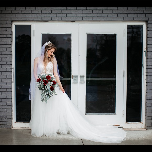 Dresses & Skirts - Wedding dress!